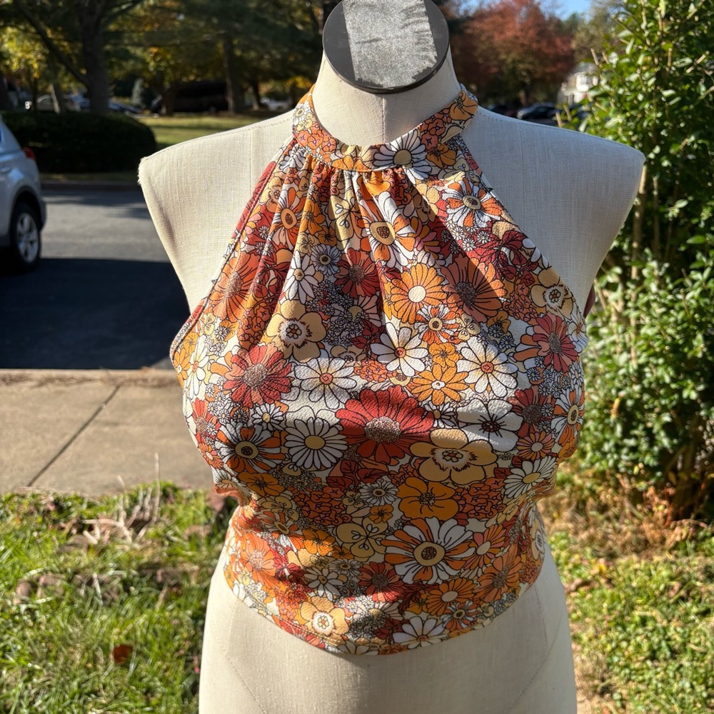 SHEIN Mod Orange White Floral Halter Crop Top Women’s Plus Size 1XL NWT